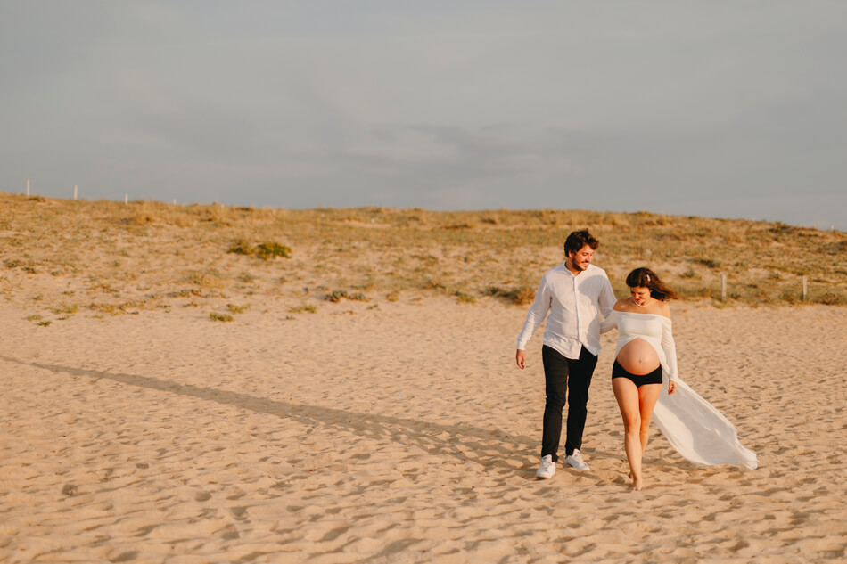 photographe-grossesse-bayonne-seance-couple-plage