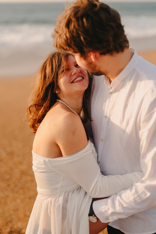 photographe-grossesse-bayonne-seance-couple-plage