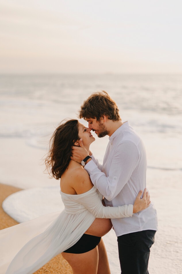 photographe-grossesse-bayonne-seance-couple-plage