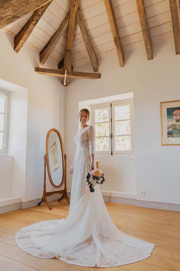 photographe-mariage-pays-basque-chateau-biscay-2022-robe