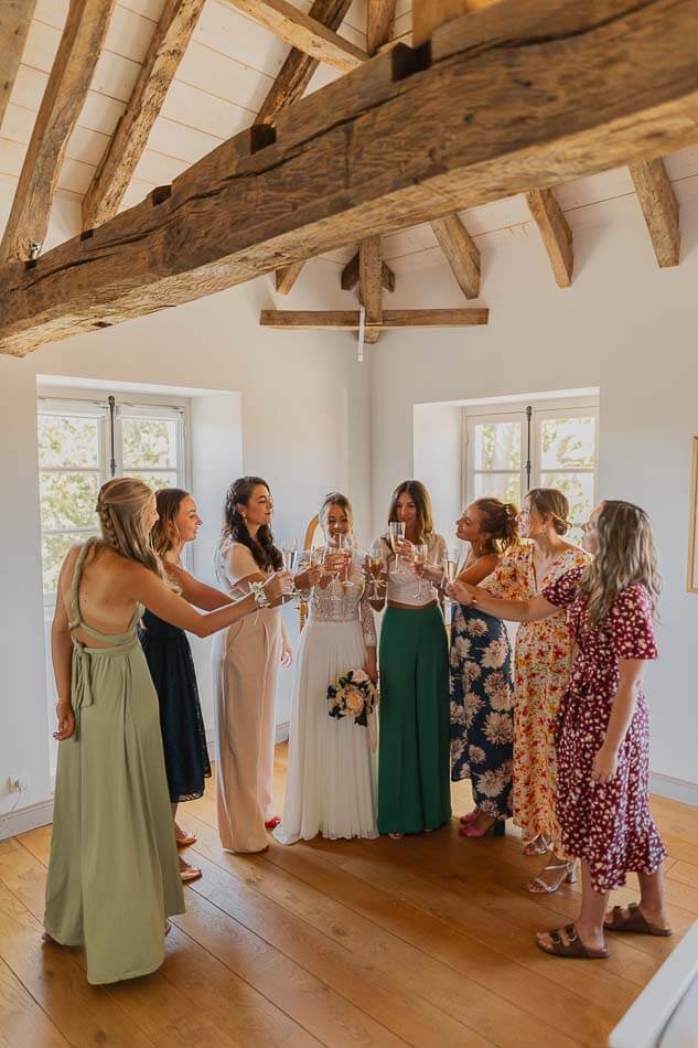photographe-mariage-pays-basque-chateau-biscay-2022-robe