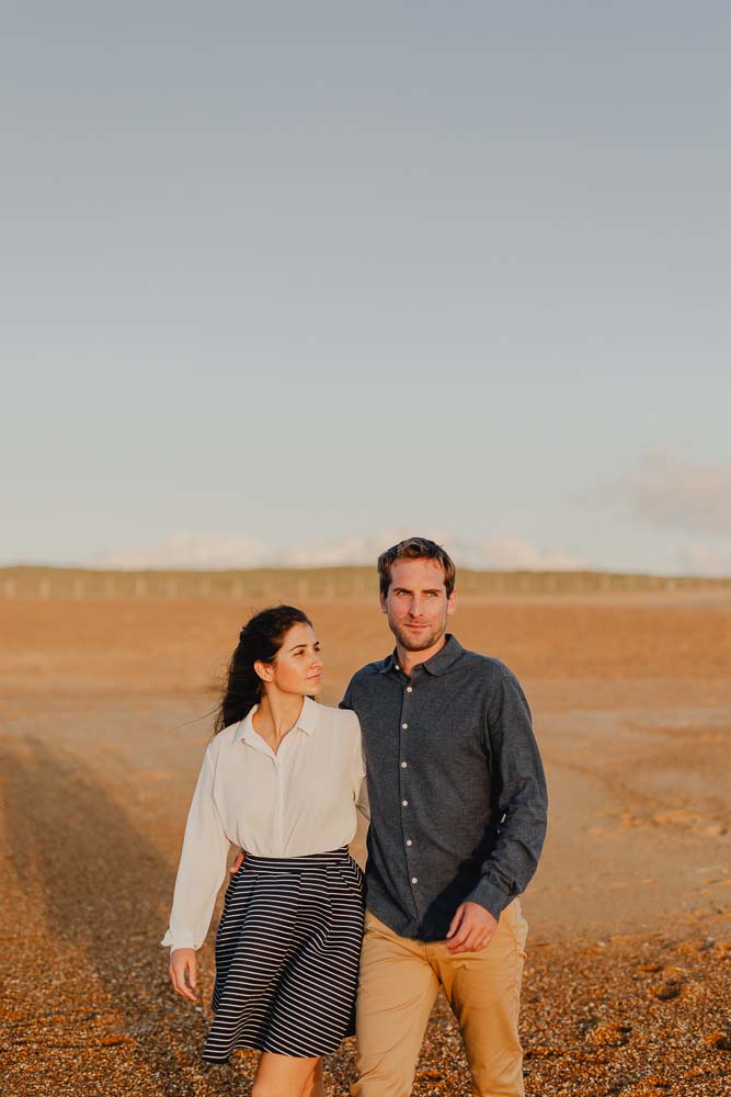 seance-photo-couple-photographe-biarritz-leo-guthertz-plage