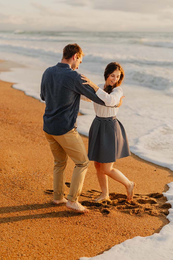 photographe-couple-biarritz-leo-guthertz-plage
