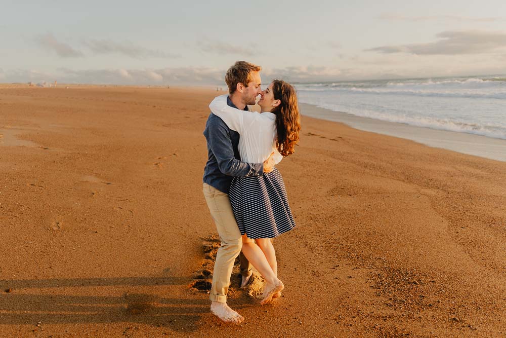 photographe-couple-biarritz-leo-guthertz-plage