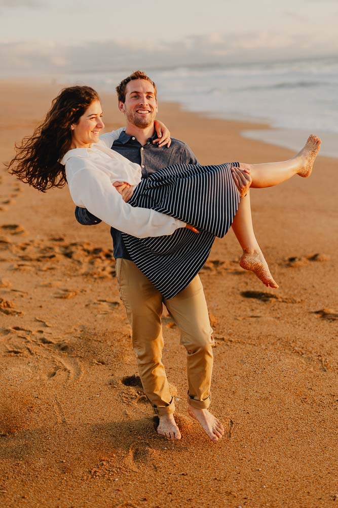 leo-guthertz-photographe-couple-pays-basque-plage