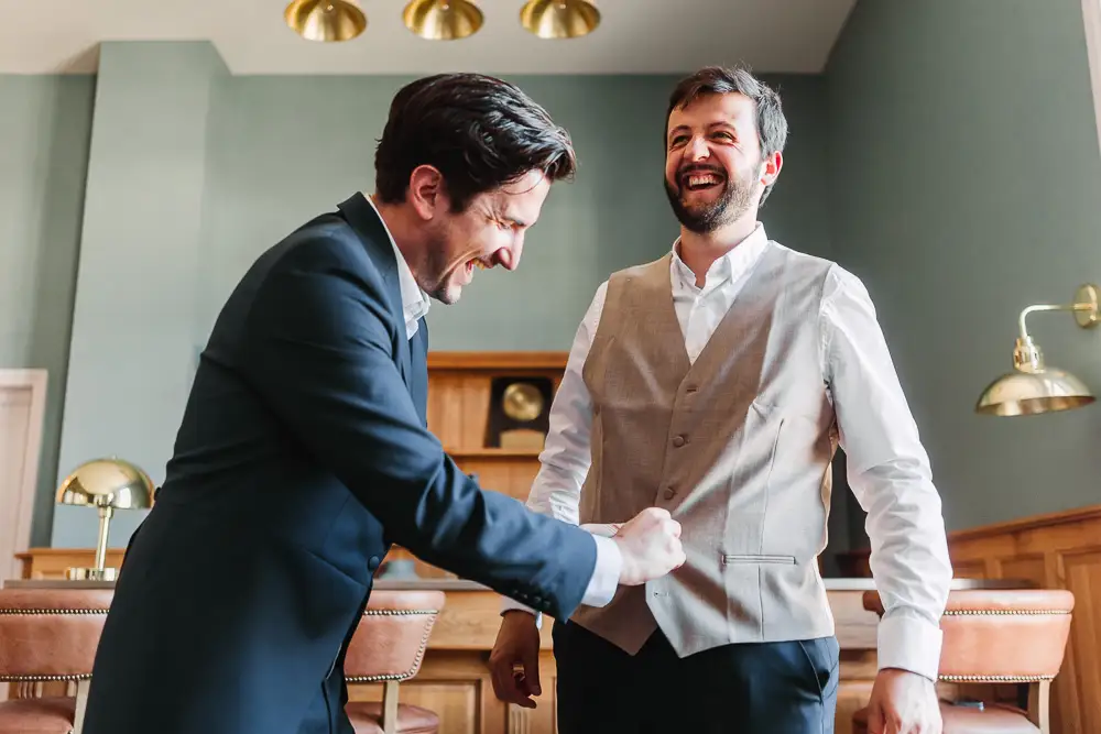 mariage-chateau-de-larraldia-preparatifs-photographe-leo-guthertz