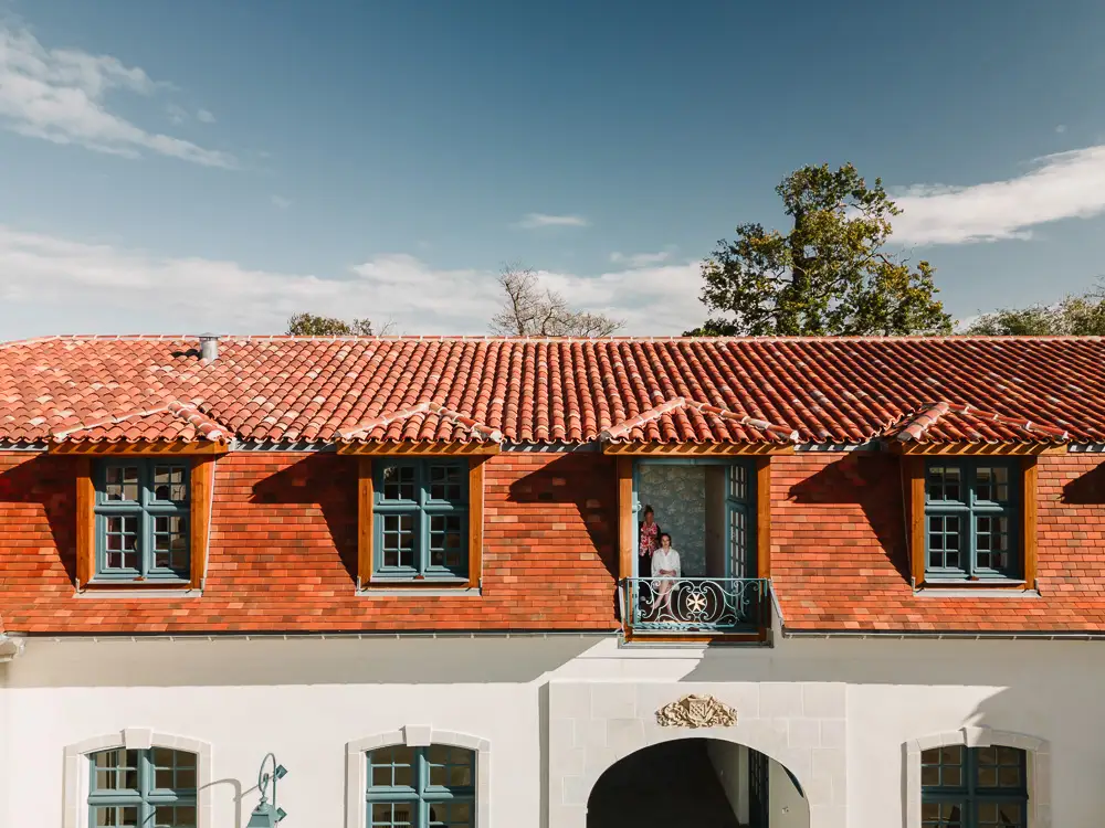 mariage-chateau-de-larraldia-preparatifs-photographe-leo-guthertz