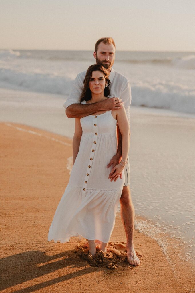 seance photo d'un couple sur une plage des landes proche de hossegor